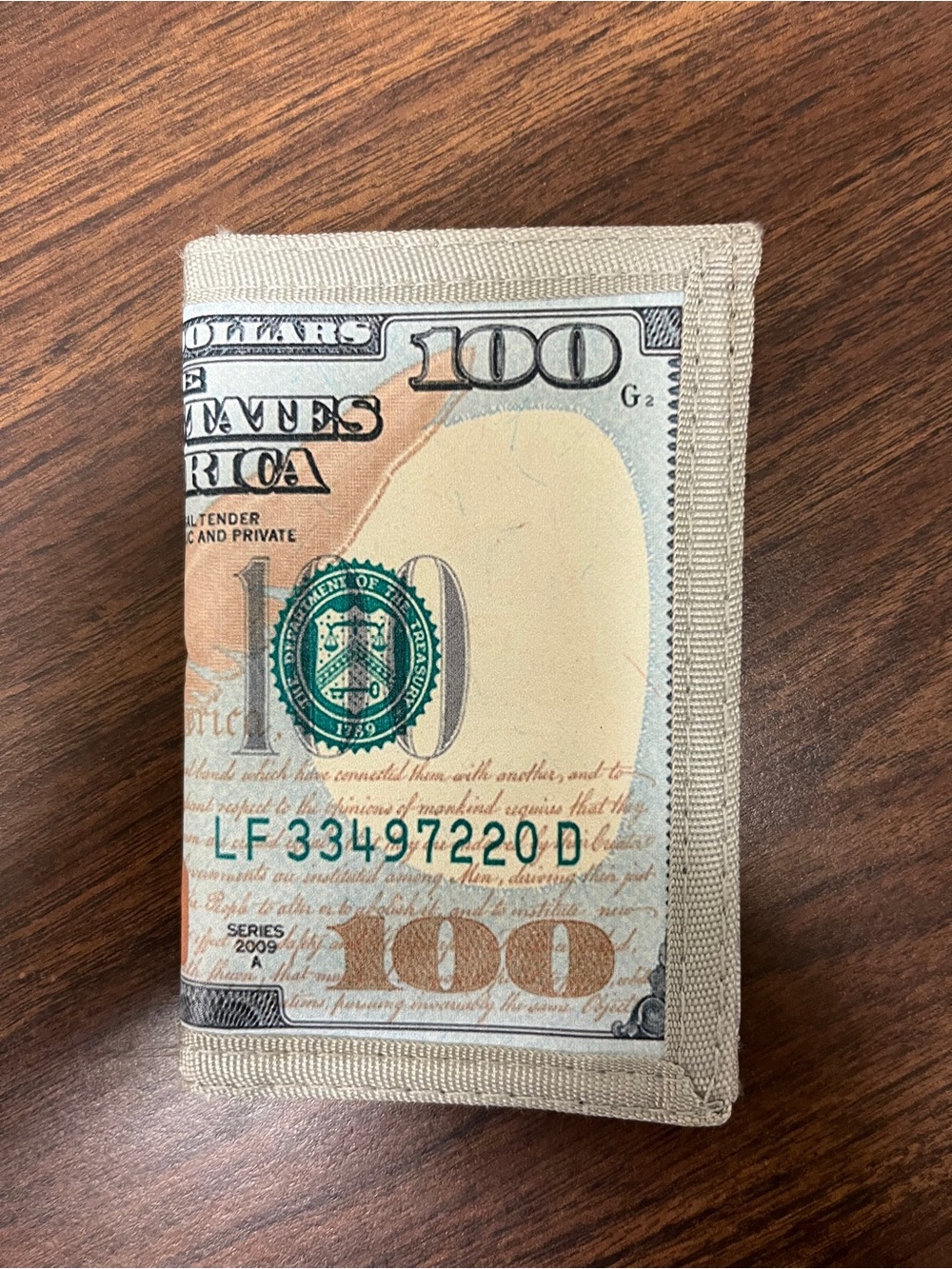 $100 bill Tri fold wallet like new!